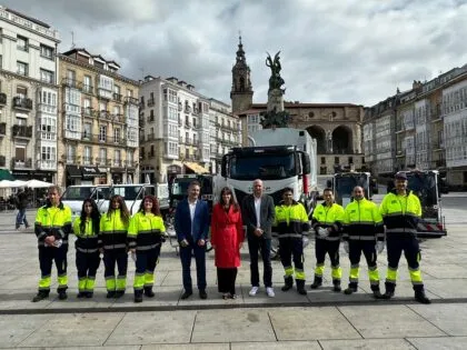 Vitoria-Gasteiz estrena maquinaria avanzada para la limpieza urbana y recogida de residuos