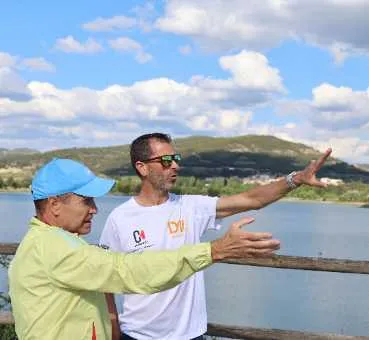 Pareja recupera su histórico triatlón con el impulso del campeón Dani Molina