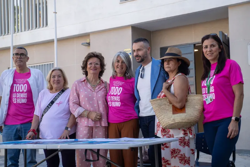 Benalmádena promueve hábitos saludables con una caminata contra el tabaco