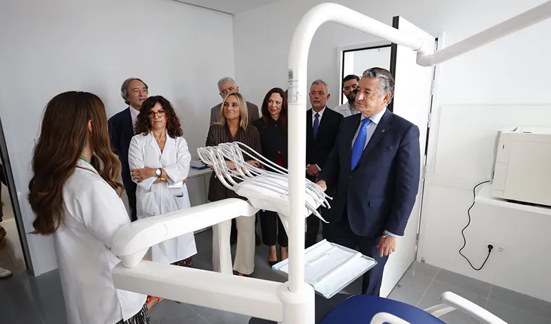 Granada estrena centro de salud para 20.000 vecinos en la barriada de la Juventud