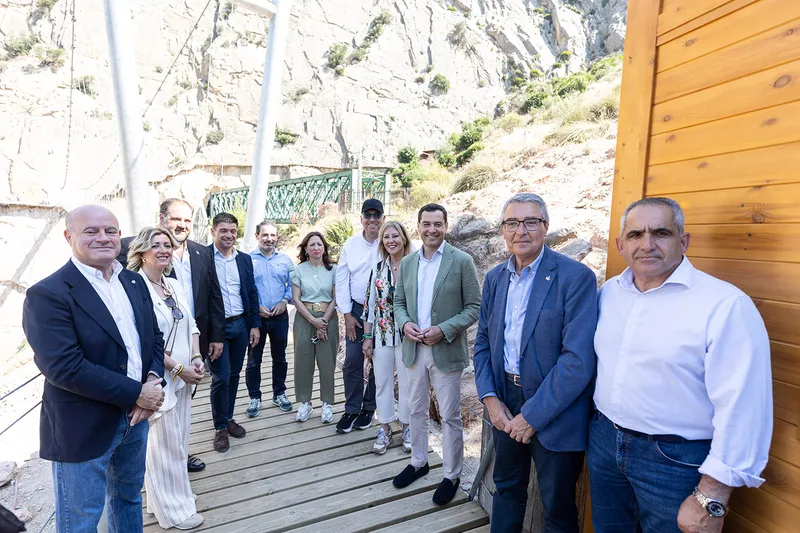 Estreno del puente colgante más largo de España en el Caminito del Rey