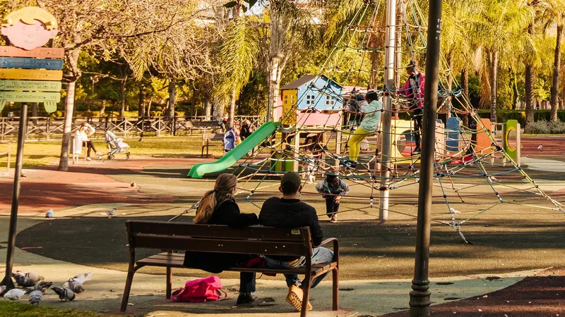 València busca ideas ciudadanas para parques infantiles más frescos e inclusivos