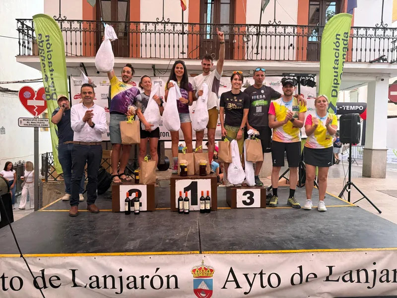 Miguel Bueno y Sofía García triunfan en el XI Lanjarón Cañón Trail