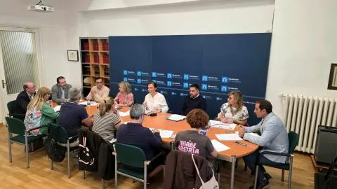 La Diputación de Palencia presenta a los agentes sociales sus políticas de empleo, vivienda y servicios