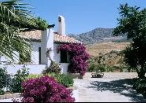 Turismo rural en Antequera: oferta de alojamientos y tradición en La Higuera y La Joya