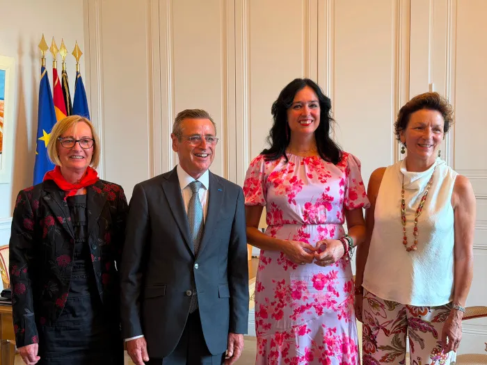 Huesca y Tarbes refuerzan su hermanamiento de 62 años en un encuentro institucional