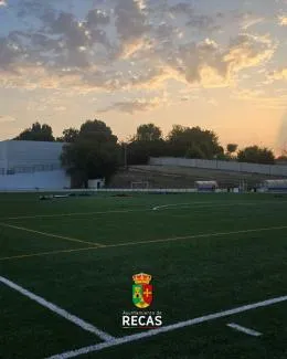 Recas celebra su Acampada de Verano con deporte, piscina y talleres para jóvenes
