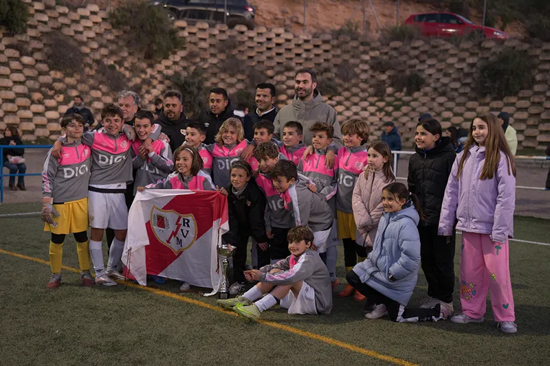 El Rayo Vallecano y el Sporting de Braga, campeones de la Trillo Cup 2026