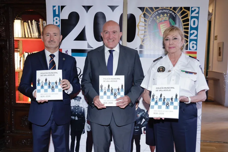 Valladolid celebra 200 años de su Policía Municipal con un libro homenaje