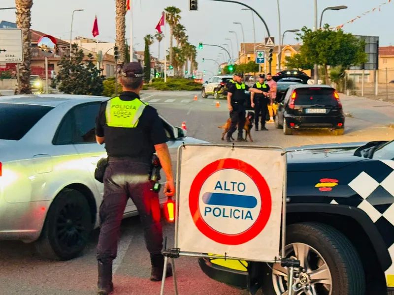 La Policía Local de Lorca intensifica su labor con más de 330 intervenciones y seis detenciones