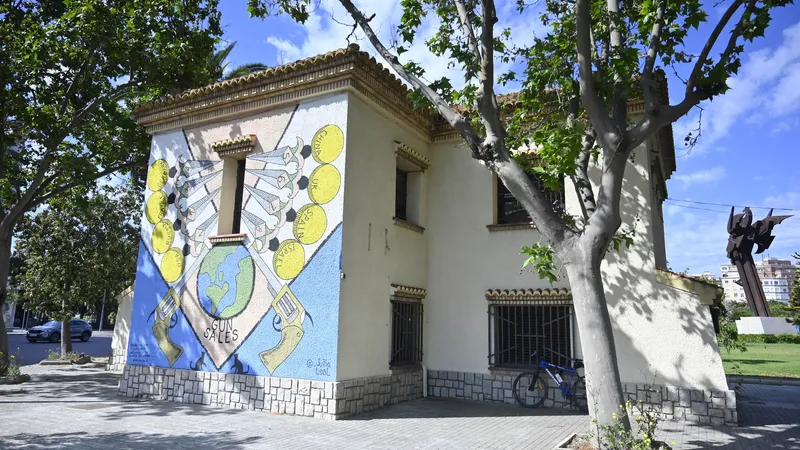 València amplía el horario del centro de colonias felinas y crea un servicio de rescate