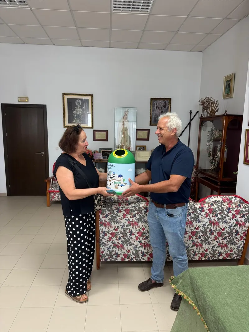 Cartaya premia la participación en la campaña de reciclaje de vidrio con miniglús