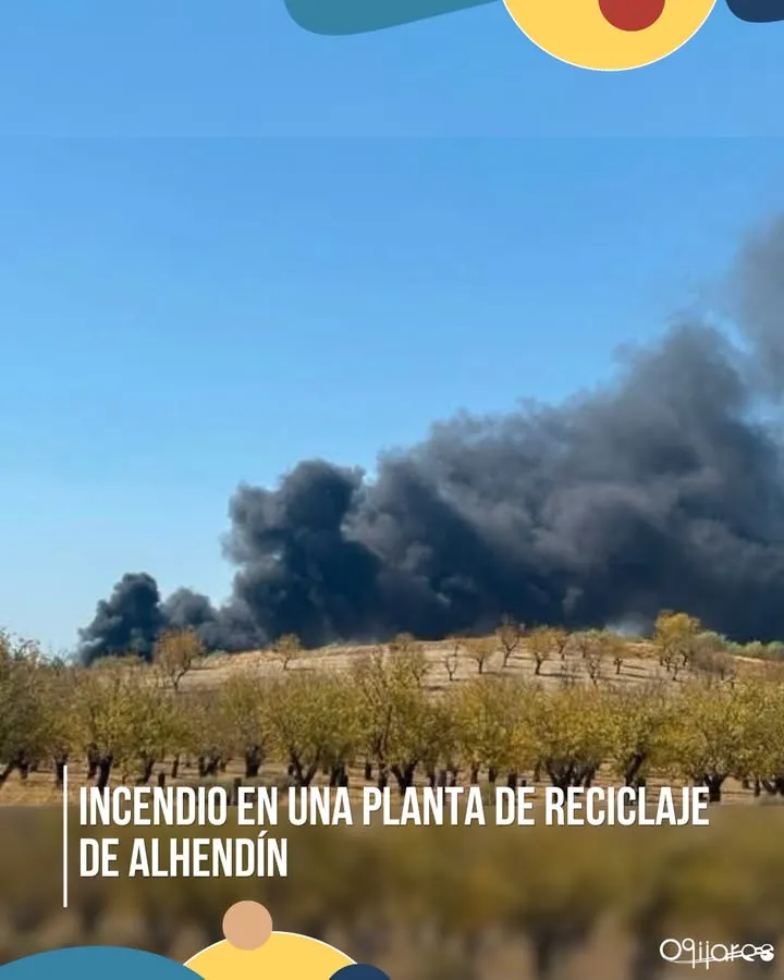 Incendio en planta de reciclaje de Alhendín sin riesgo para la calidad del aire en Ogíjares