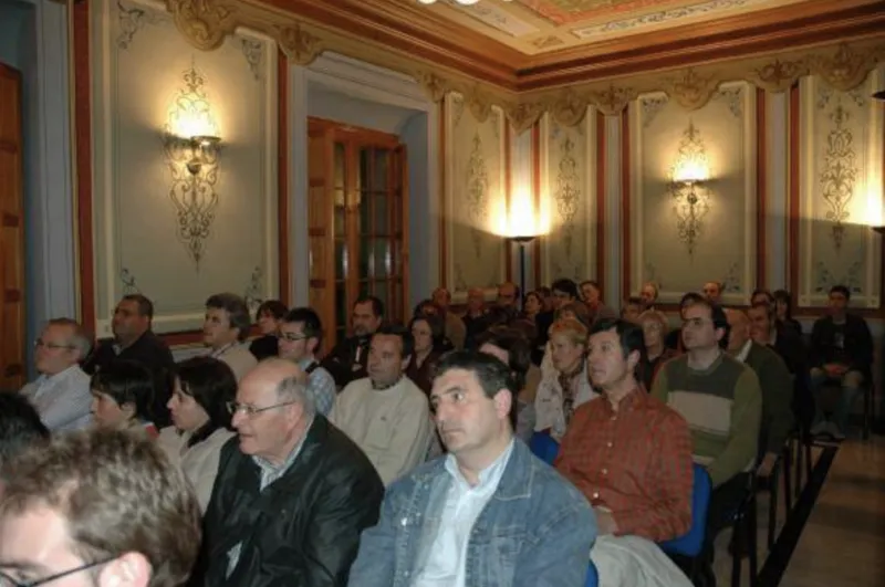 El Archivo Municipal de Ibi abre sus puertas a investigadores y escolares