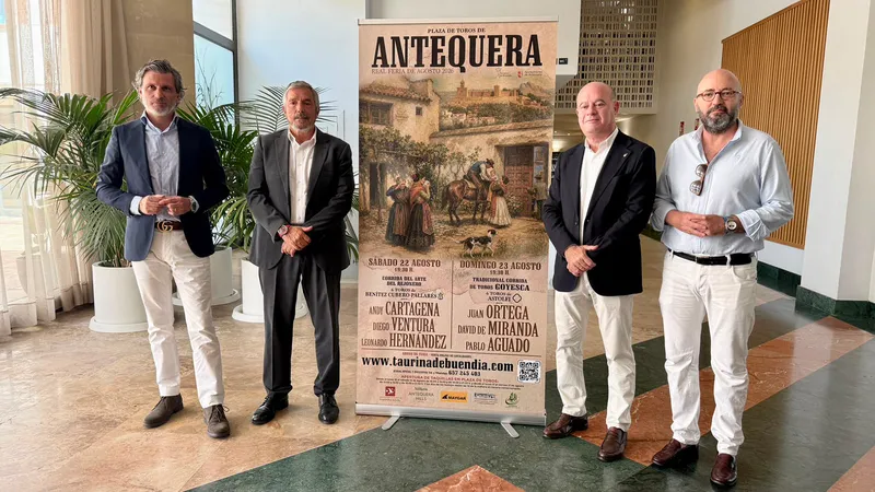 Antequera presenta sus carteles taurinos para la Feria de Agosto con mejoras de accesibilidad en la plaza