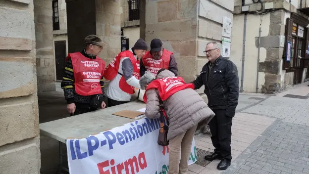 Zaldibia se suma a la recogida de firmas para impulsar una iniciativa legislativa sobre pensiones