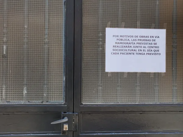 La unidad móvil de detección de cáncer de mama se traslada en Castellar por obras