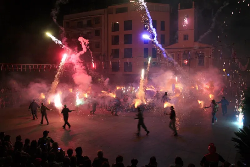 Burjassot celebra la "Pujà i Rodà" de Sant Roc, declarada Fiesta de Interés Turístico Local