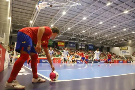 La Selección de fútbol sala debuta con victoria ante Finlandia en Manzanares camino al Mundial