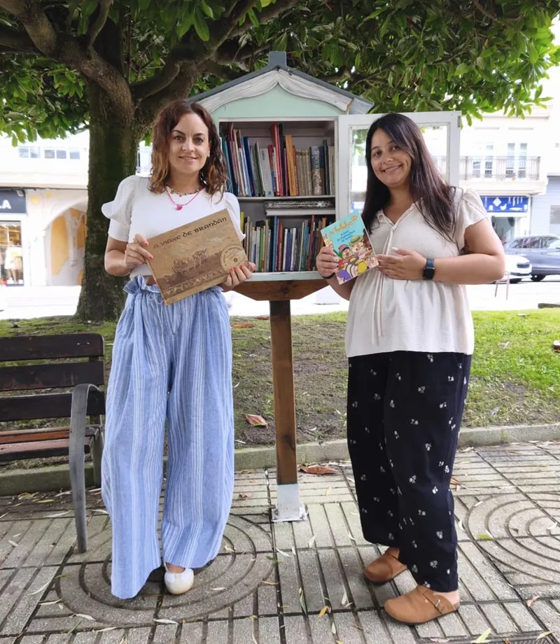 Burela renueva sus casetas de intercambio de libros para fomentar la lectura pública
