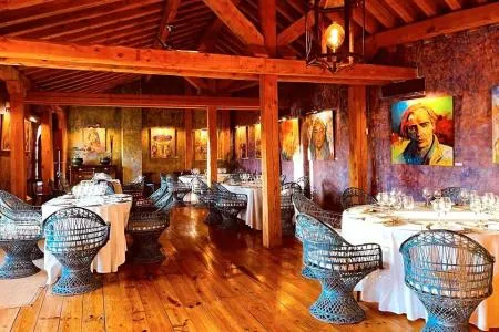 Brieva promociona su oferta gastronómica y de alojamiento para atraer visitantes