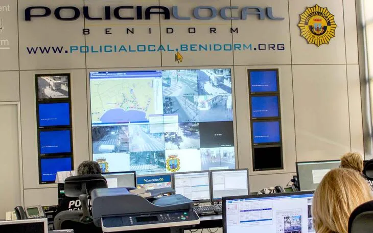 Benidorm refuerza la Policía Local para la Operación 1º de Agosto