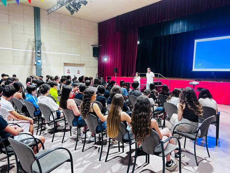 Alumnado de Canyelles crea cortometrajes para concienciar sobre causas sociales