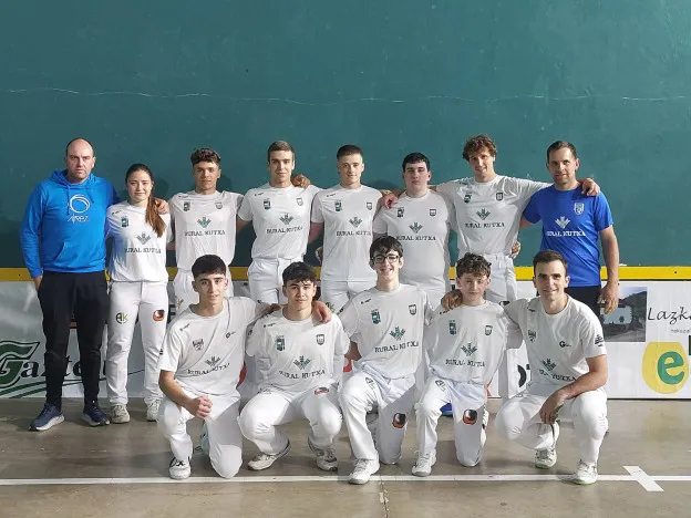 El club Gaztelupe de Zaldibia arranca la temporada de pelota con 60 deportistas