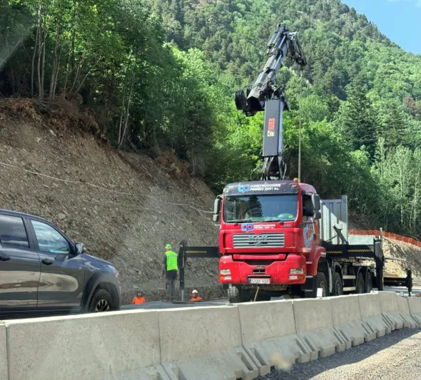 Avanzan las obras de la visera antialudes de Rosec en la A-139, clave para el Valle de Benasque
