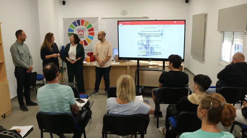 Cartaya impulsa la empleabilidad con un curso de operario polivalente de almacén
