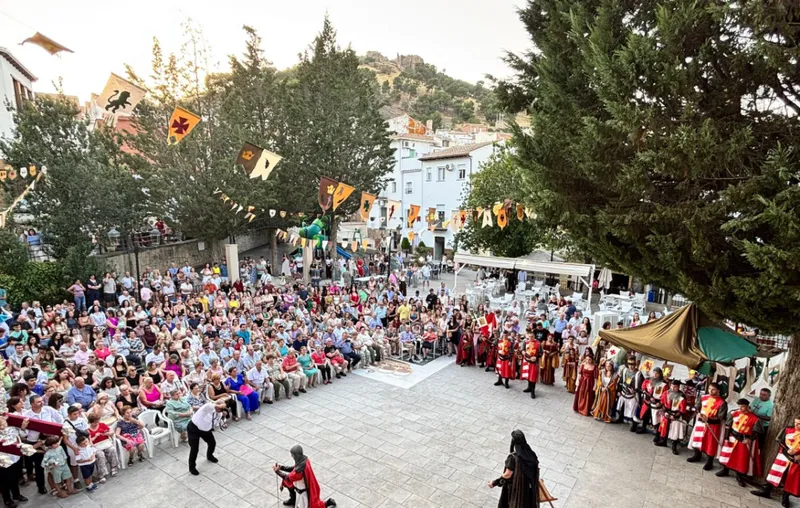 Montejícar celebra sus tradiciones con la representación de Moros y Cristianos y la fiesta de San Isidro