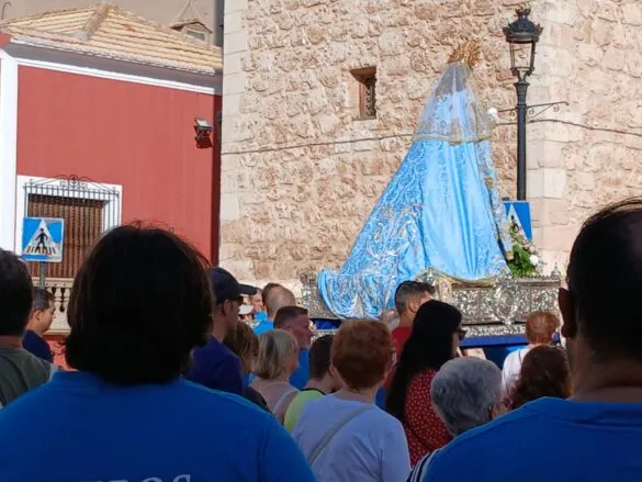 Pedro Muñoz celebra el traslado de la Virgen del Buen Parto a la Parroquia
