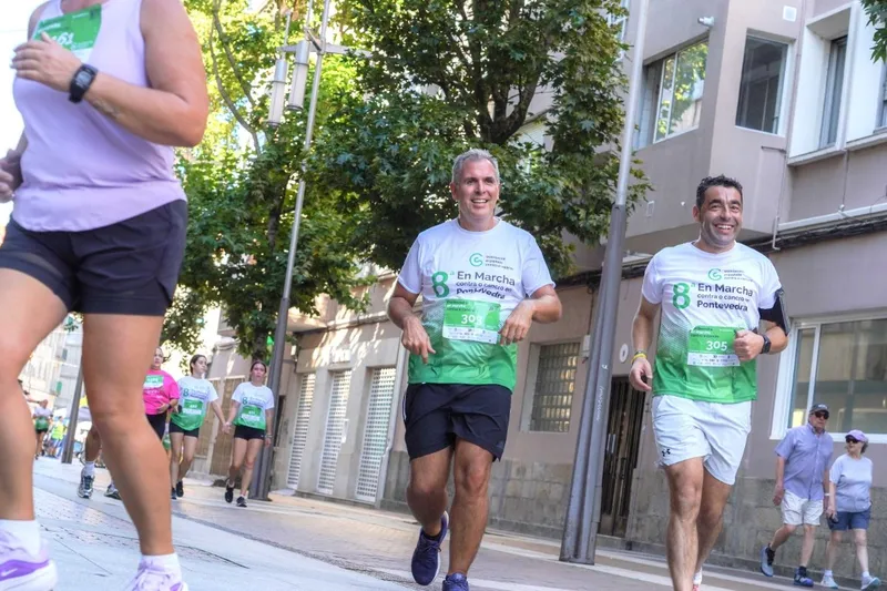 Luis López y Rafa Domínguez apoyan la marcha contra el cáncer en Pontevedra