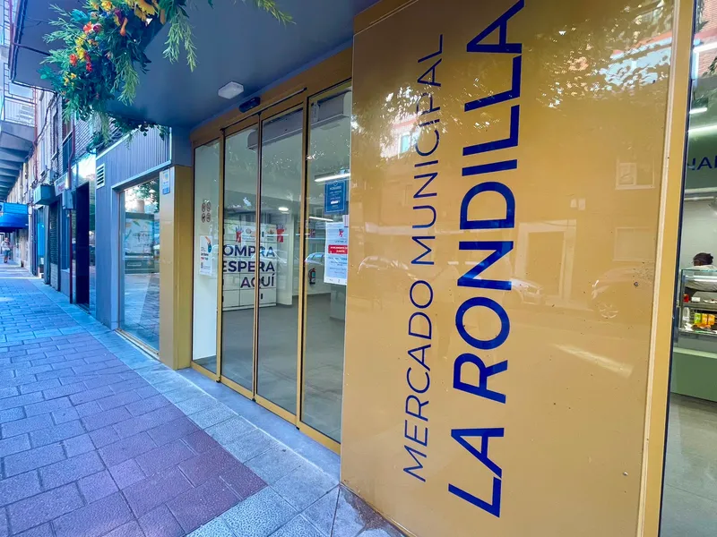 Valladolid impulsa el emprendimiento en mercados municipales con un nuevo convenio
