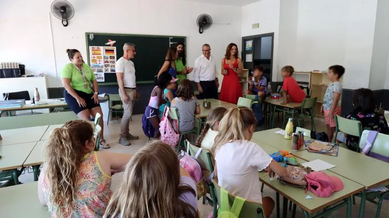 Más de 400 niños participan en la Escuela de Verano de Benidorm