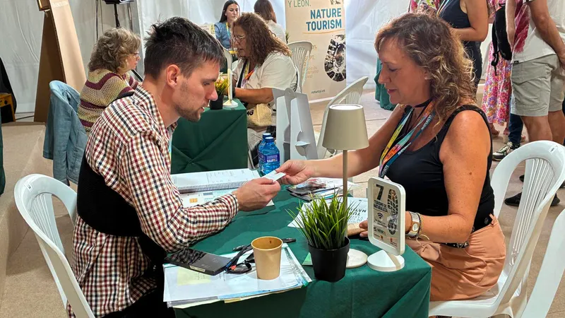 Antequera promociona su ecoturismo en la feria NATURCYL de Segovia