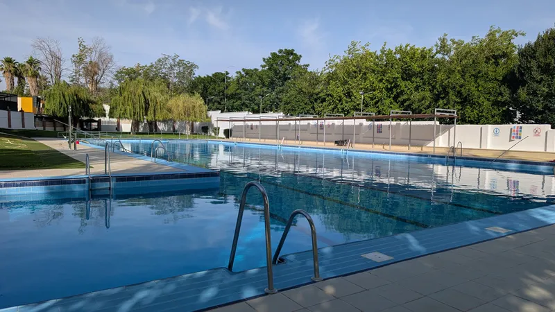 Torredelcampo inaugura la temporada de piscinas con jornada de puertas abiertas