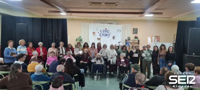 Chillón homenajea a sus mujeres con la primera edición de los premios 'Flor de Jara'