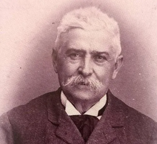 Gargüera rinde homenaje a Vicente Paredes Guillén, su hijo ilustre arquitecto