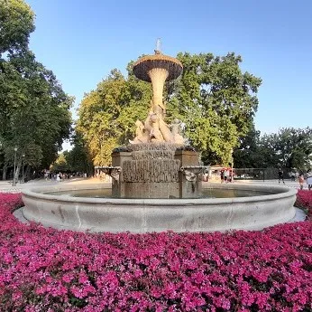 El Retiro abre sus puertas a rutas guiadas gratuitas para descubrir su patrimonio