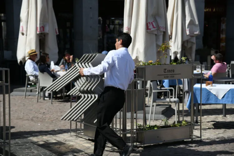 El paro en Madrid cae un 0,4% interanual, la mejor cifra de julio desde 2008