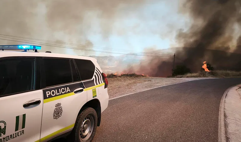 Investigadas dos personas por el incendio de 150 hectáreas junto a la presa de Béznar
