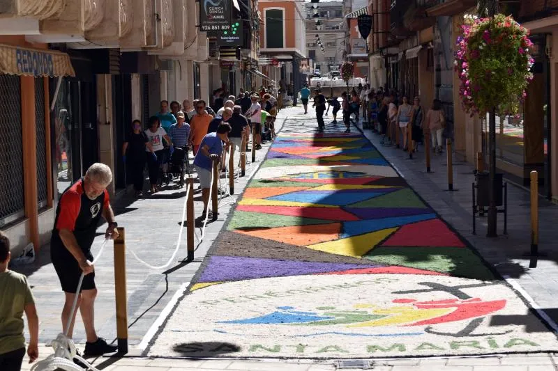 Daimiel abre el plazo para el IX Concurso de la Alfombra Floral en honor a la Virgen de las Cruces