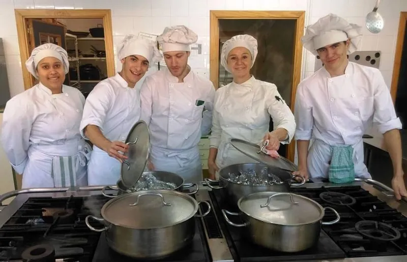 El Ciclo de Cocina y Gastronomía del IES Zaurín de Ateca se mantiene tras la presión municipal y comarcal