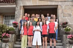 El Club Natación Mos celebra su temporada más exitosa con homenaje municipal