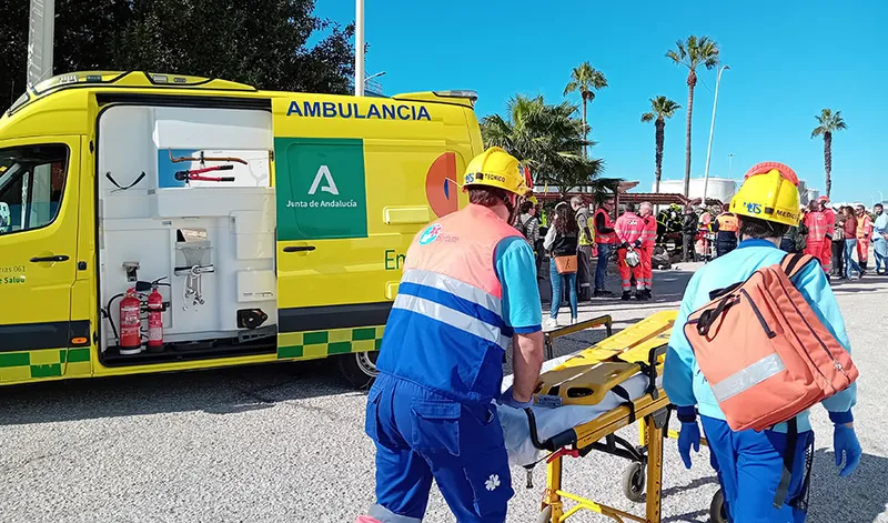 Tres heridos tras ser atropellados en la terraza de un bar en Frigiliana
