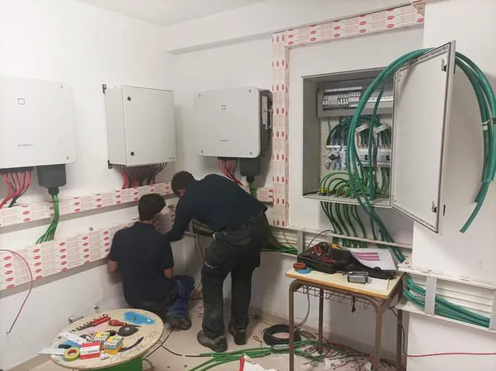 Beriáin impulsa la sostenibilidad con una nueva instalación fotovoltaica en el polideportivo