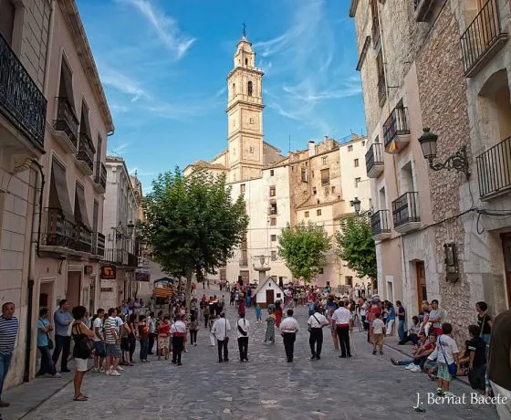 Bocairent celebra Las Danzas, una fiesta de arraigada tradición en la Vall d’Albaida