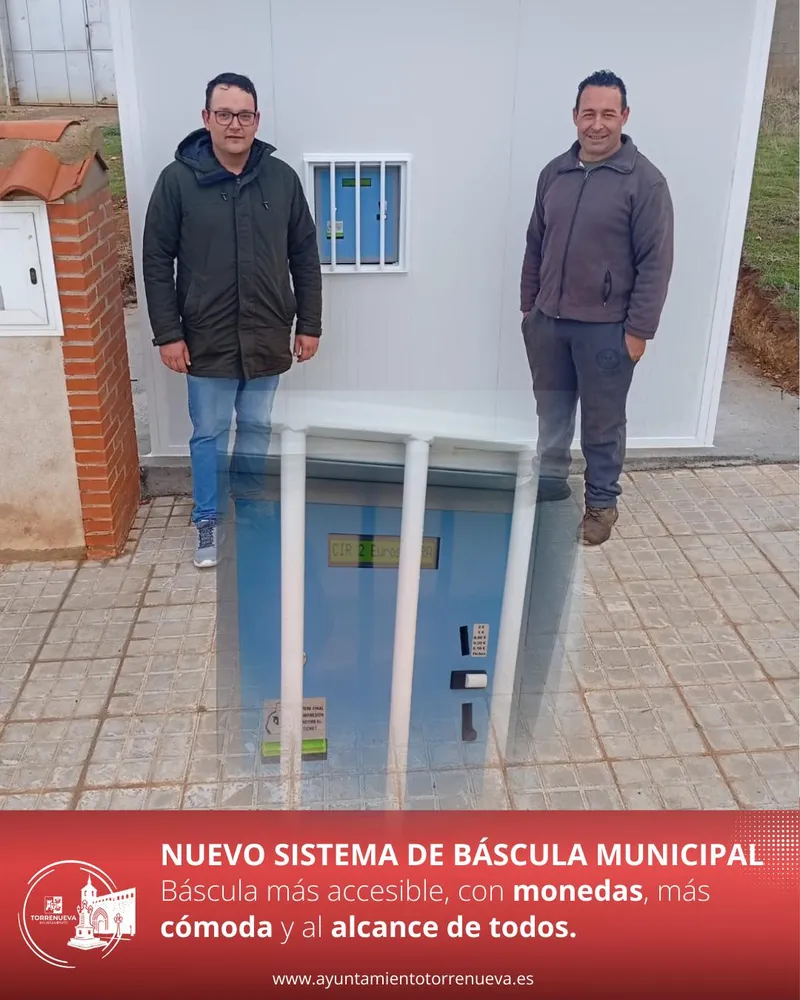 Torrenueva estrena báscula municipal con pesaje por monedas para agricultores