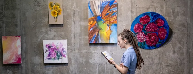 Adeje celebra la clausura del curso de pintura con una exposición en El Barranco